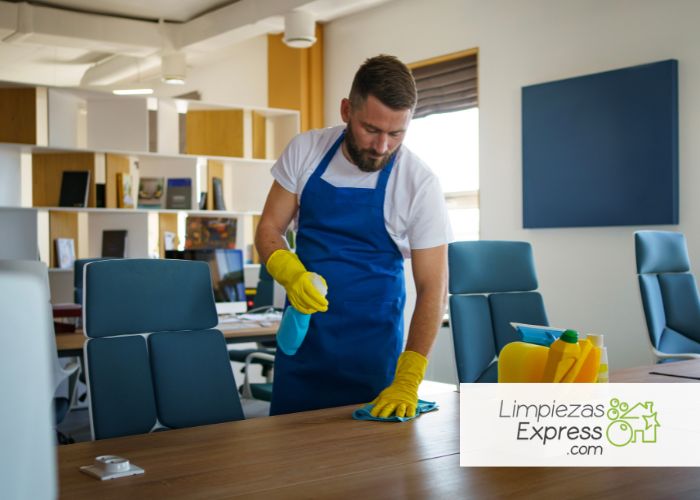 Gestiona tu negocio de limpieza de forma profesional Gestiona tu negocio de limpieza de forma profesional